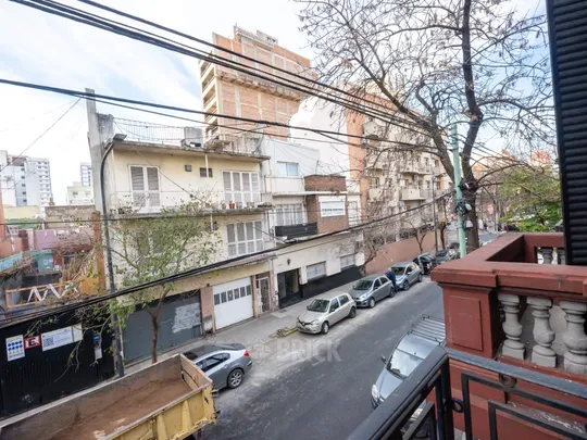 SAAVEDRA al 400 Piso 1