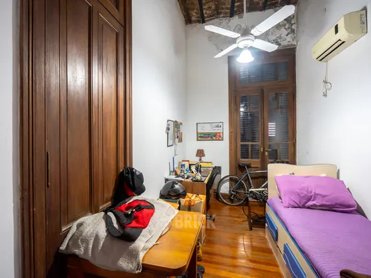 SAAVEDRA al 400 Piso 1