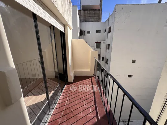 PACHECO DE MELO al 2600 Piso 7
