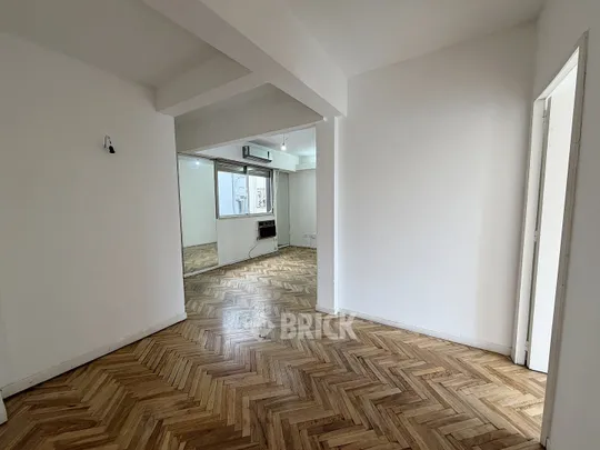 CHARCAS al 3100 Piso 8
