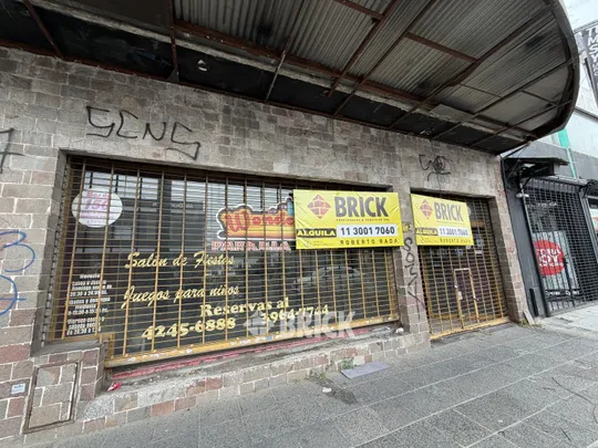 YRIGOYEN, HIPOLITO, AV. al 8200