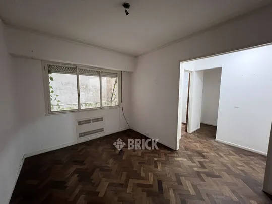 AZCUENAGA al 1200 Piso 1