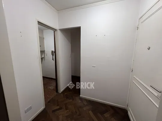 AZCUENAGA al 1200 Piso 1