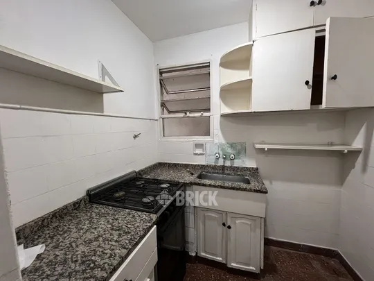 AZCUENAGA al 1200 Piso 1