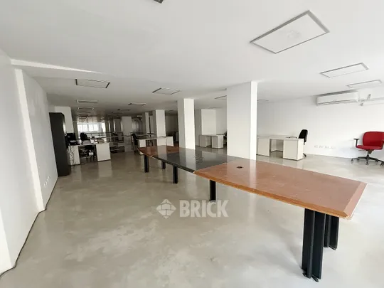 CORDOBA AV. al 1800 Piso 1 Y 2