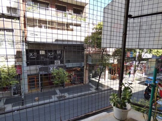 PASTEUR al 400 Piso 1