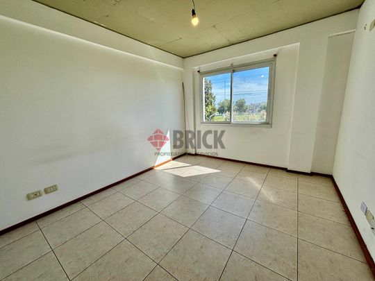 LUIS GARCIA al 1700 Piso 2