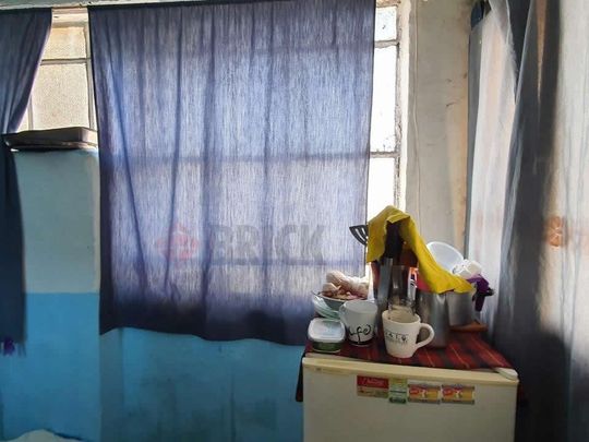 SAN JOSE al 300 Piso 4