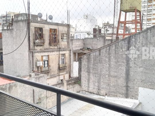 ALSINA, ADOLFO al 2600 Piso 4