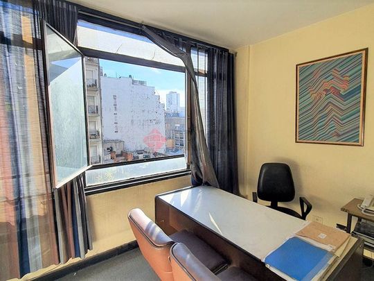 CORRIENTES, AV. al 2300 Piso 6