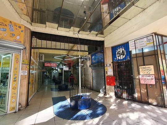 CORRIENTES, AV. al 2300 Piso 6