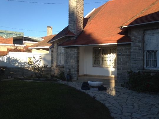 YRIGOYEN, HIPOLITO, AV. al 10000