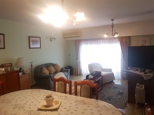 YRIGOYEN, HIPOLITO, AV. al 6600 Piso 1