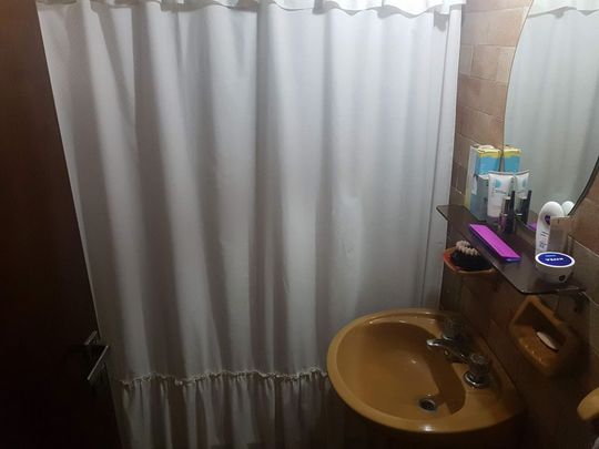 YRIGOYEN, HIPOLITO, AV. al 6600 Piso 1