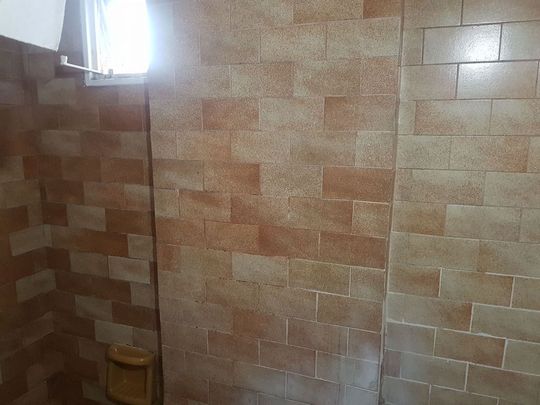 YRIGOYEN, HIPOLITO, AV. al 6600 Piso 1