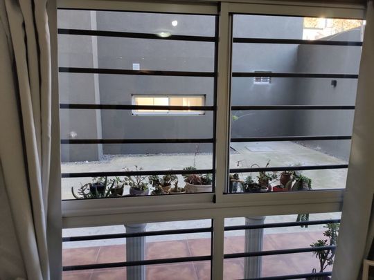 FONROUGE al 200 Piso PB