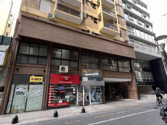 SUIPACHA al 700 Piso 5