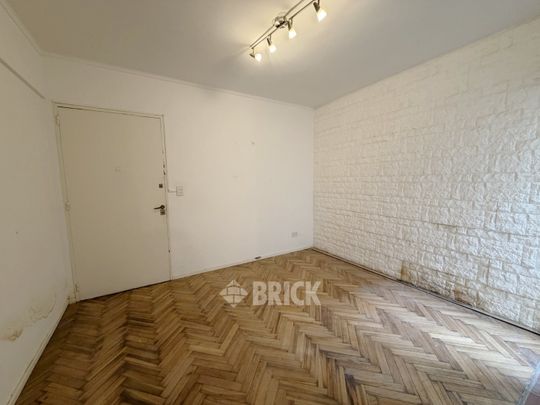 PARAGUAY al 2600 Piso PB
