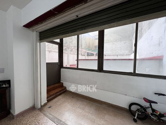 RIVADAVIA, AV. al 2200 Piso 1