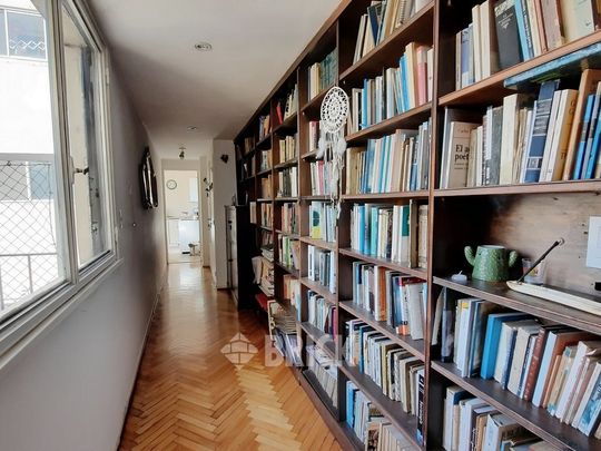 CORRIENTES, AV. al 2100 Piso 10