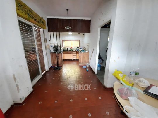 PERON, JUAN D., PTE. al 400 Piso PB