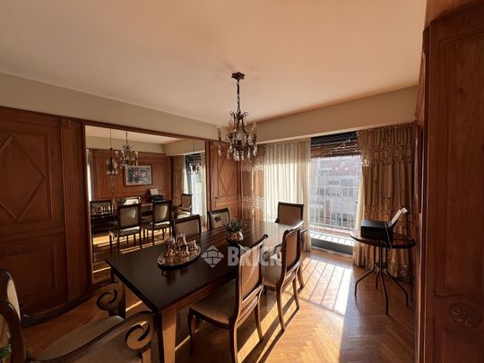 LA PAMPA al 1900 Piso 9