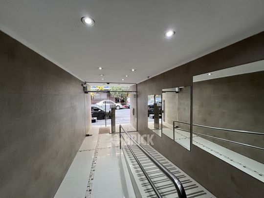 LAMBARE al 1100 Piso 9