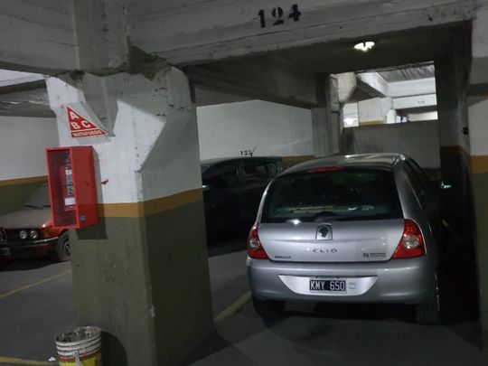 RIVADAVIA, AV. al 6300 Piso 1° Sub.