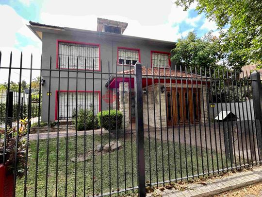 BUENOS AIRES al 5400