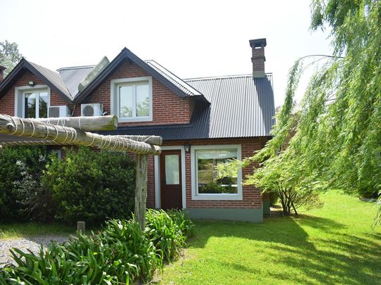 COMPLEJO DE CABAÑAS EN RINCON DEL ABRA