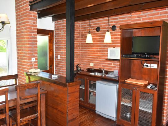 COMPLEJO DE CABAÑAS EN RINCON DEL ABRA