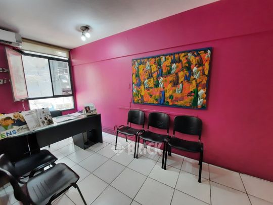 LAVALLE al 1500 Piso 1