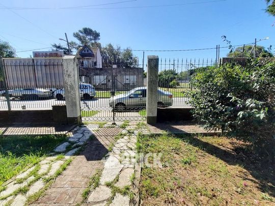 RAMIREZ, CEFERINO al 2600