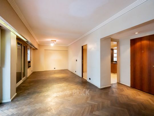 ZABALA al 1500 Piso 1