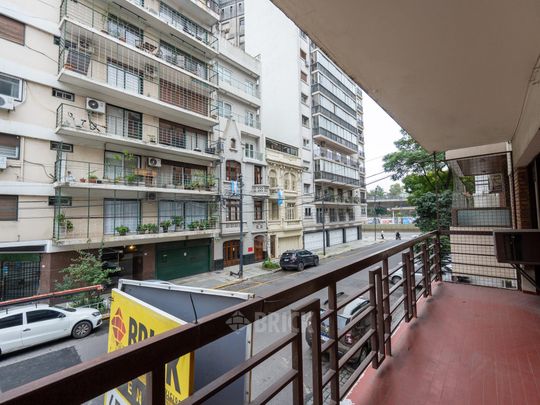 ZABALA al 1500 Piso 1