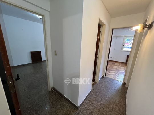 SAN JUAN, AV. al 1400 Piso PB