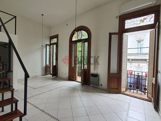 BORGES, JORGE LUIS al 2000 Piso 1