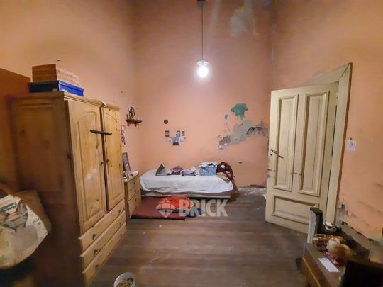 LAPRIDA al 1200 Piso PB