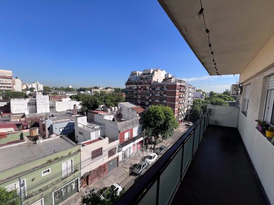 OROÑO, NICASIO al 2000 Piso 5