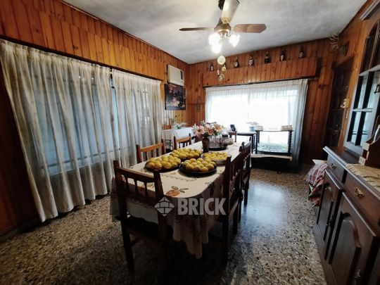 PLAUL, SANTIAGO al 3200