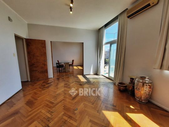 YRIGOYEN, HIPOLITO al 1500 Piso 5