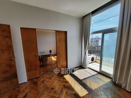 YRIGOYEN, HIPOLITO al 1500 Piso 5