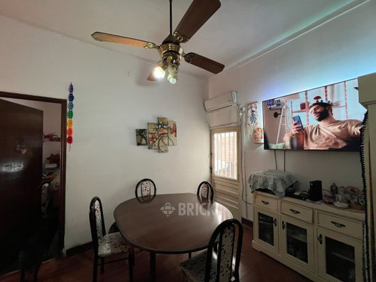 AVELLANEDA, AV. al 3900 Piso 1