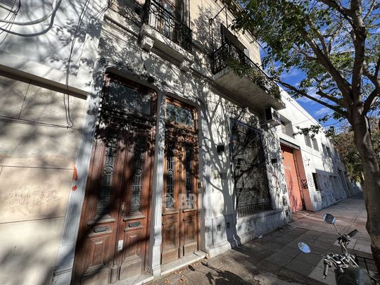 URIARTE al 1800 Piso PB