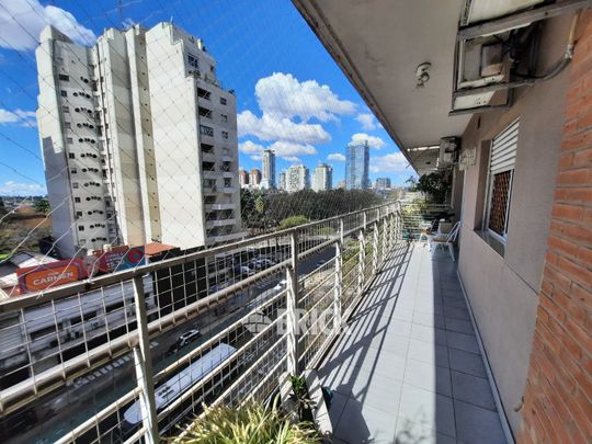 SANTA FE, AV. al 4900 Piso 6