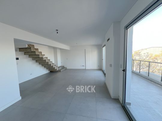 BOGOTA al 1600 Piso 5