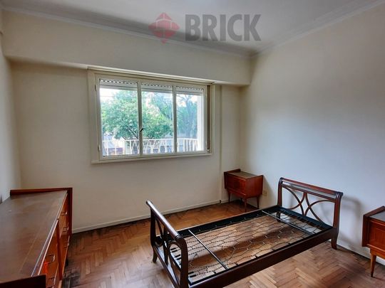 MOSCONI, AV. al 3200 Piso 1