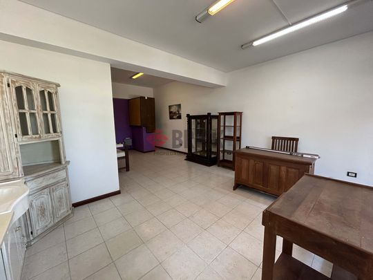 GARCIA, LUIS al 1700 Piso 1