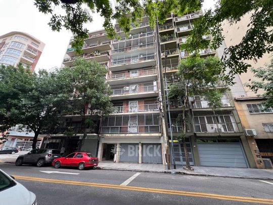 PERON, EVA, AV. al 1500 Piso 5