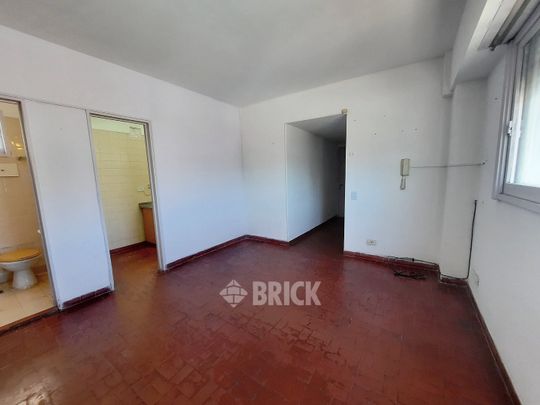 CONDE al 1000 Piso 3